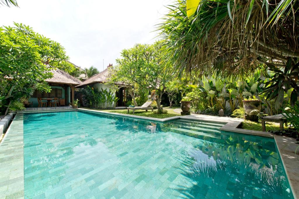 Batubelig Villa | Bali Villa Aja