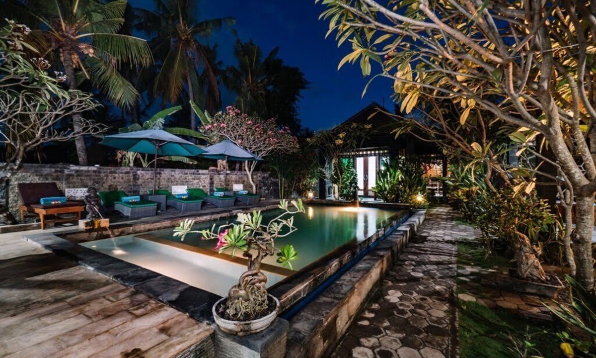 Jungut Batu House | D&B Bungalow Superior by WizZeLa