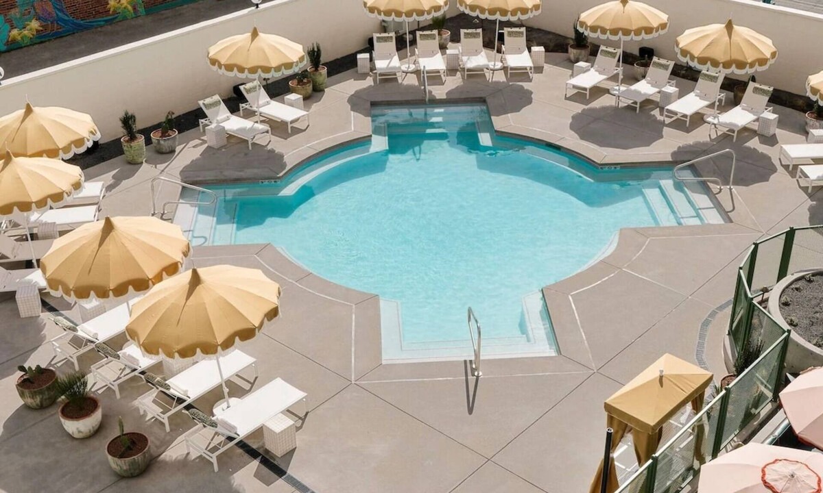 Albuquerque Original Townsite Hotel | Explore Downtown Albuquerque from 2 Stylish Room | Free Parking