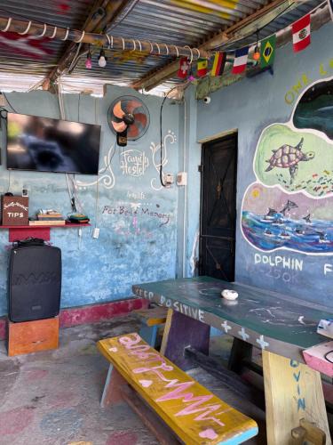 Kaliasem Hostel | Family Hostel