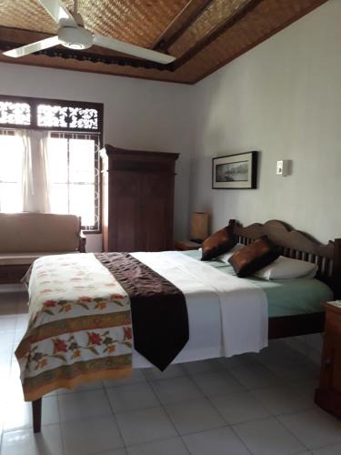 Melayang House | frannies home