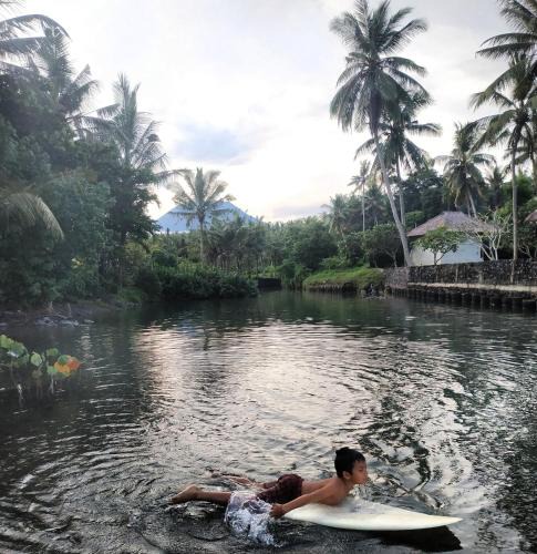Jasri Cabin | Jasri Dalem Surf Retreat