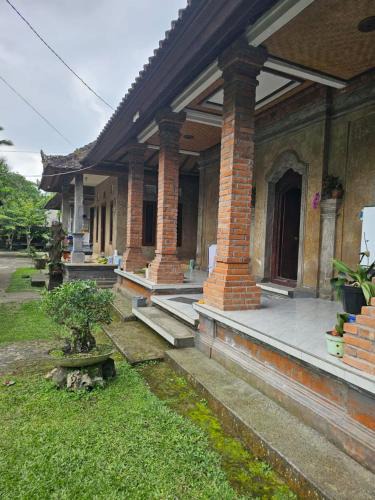 Tua House | Jero Pinge Homestay