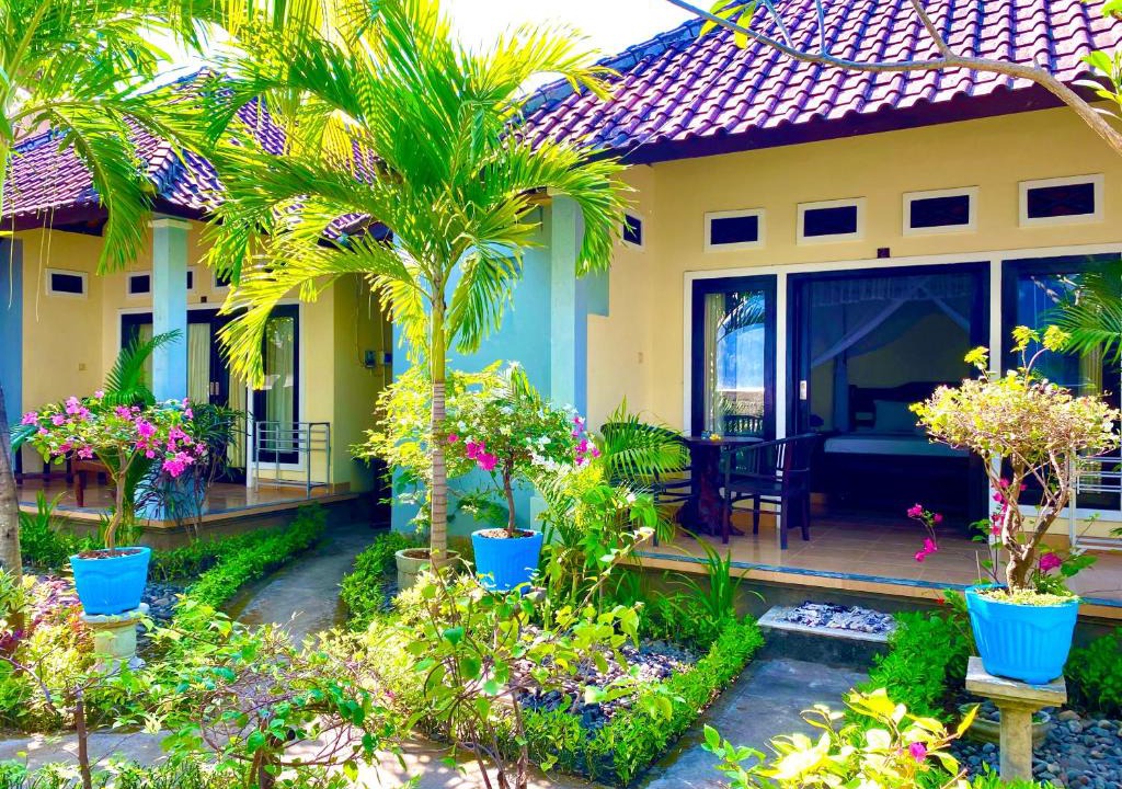 Purwakerti House | Lakromo Amed Homestay