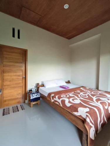 Munduk Hostel | Made Oka Budget Room