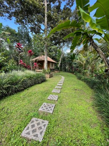 Besakih House | Manada Villa Homestay