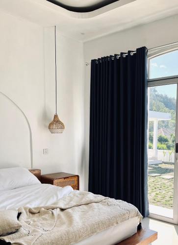 Songan Bed & Breakfast | Montana villas by volcano garden