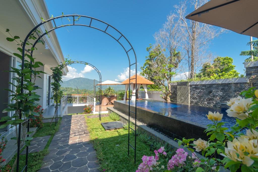 Banjartegehe House | New KTI Villas