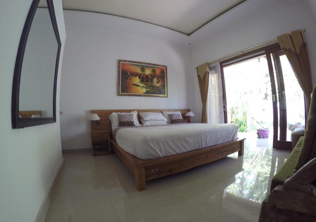 Purwakerti House | Rumah Made