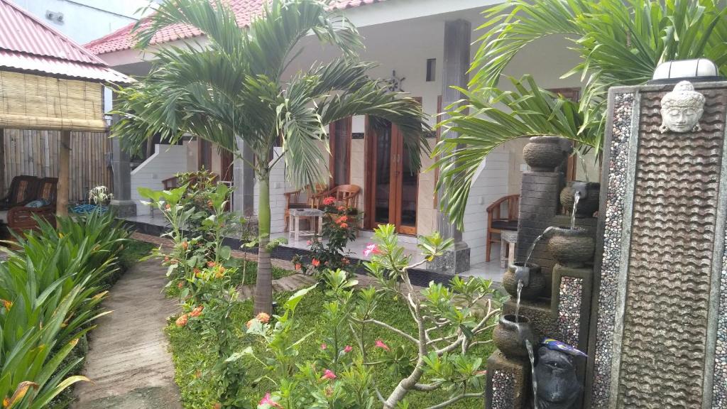 Mushroom Bay House | Suka Guest House