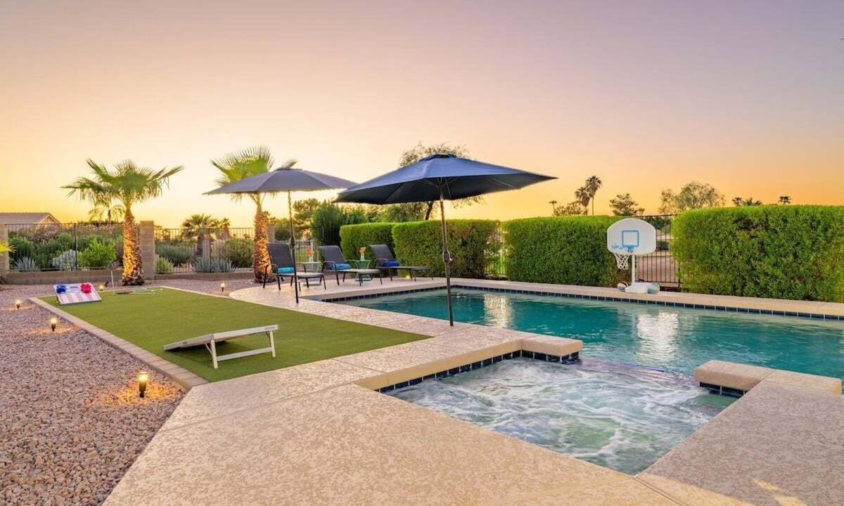 Rancho del Lago House | Sunsets on Seventh | Golf Course, Heated Pool and Spa, Ping Pong & Shuffleboard