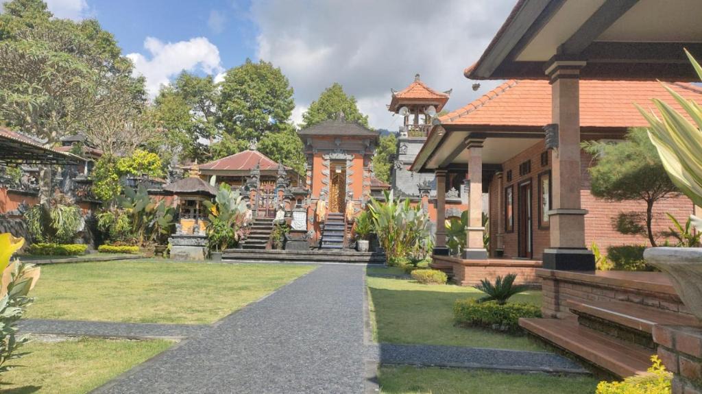 Sawan House | Tamansari Homestay