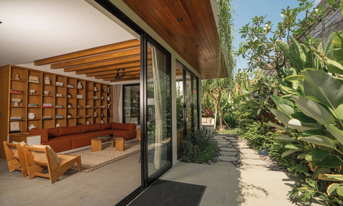 Seminyak Villa | The Urban Retreat Villa-3 Bedroom, Private Pool Villa in Seminyak w.Butler/cook