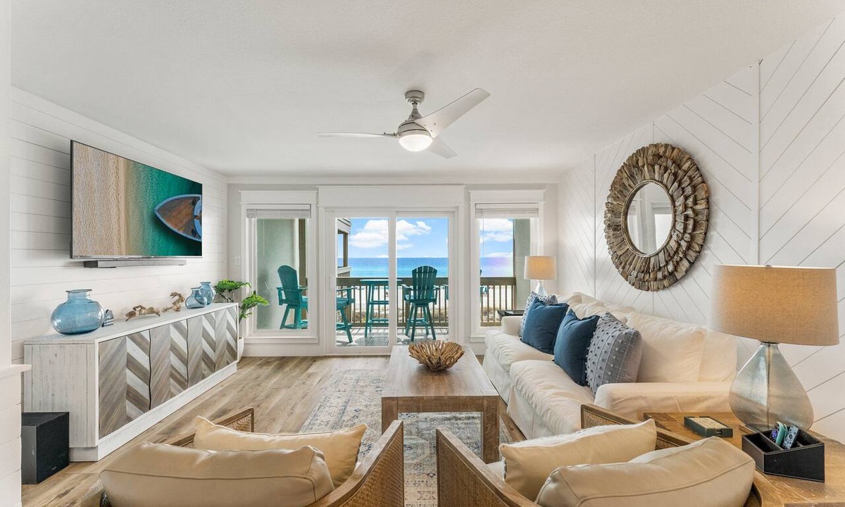 Sunnyside Condo | Upscale, Remodeled & Gulf-Front. Quiet West End PCB/30A. NO Crowds - Beach Svc!