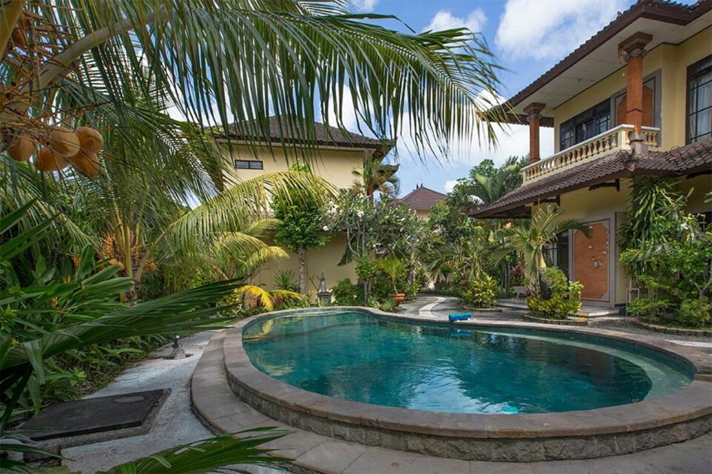 Batubelig Resort | Villa Chandra