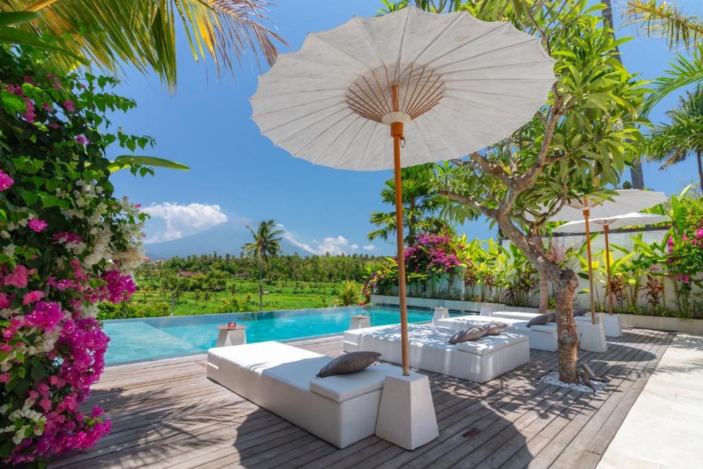 Tumbu Village Villa | Villa Palmdream