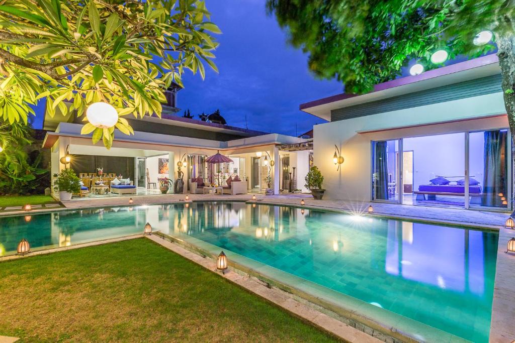 North Legian Villa | Villa Purple