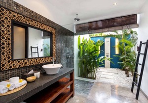320 m² Villa ∙ 4 bedrooms ∙ 8 guests