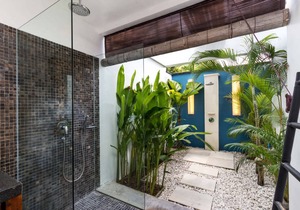 320 m² Villa ∙ 4 bedrooms ∙ 8 guests