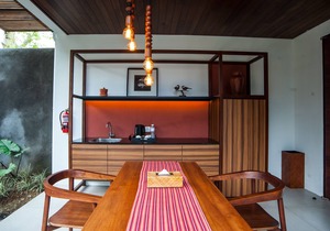 Romantic one bedroom private pool villa in the heart of Legian