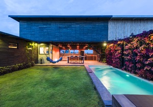 Urban Villa - Joshua District