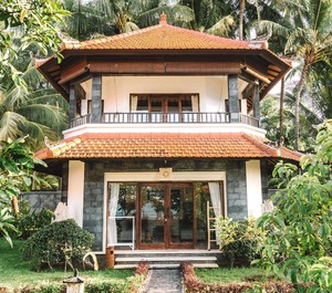 Holiday Buleleng Persons 