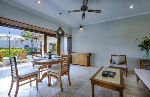 Keramas House | 100 m² House ∙ 1 bedroom ∙ 4 guests