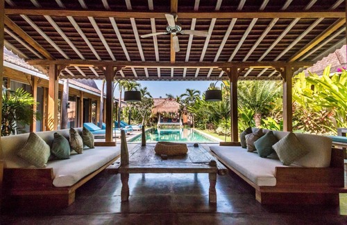 Kerobokan Villa | 1070 m² Villa ∙ 12 bedrooms ∙ 24 guests