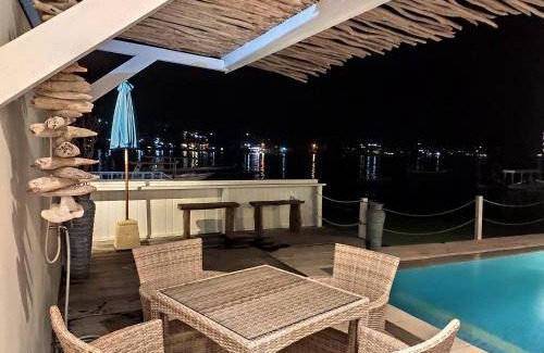 Mushroom Bay Villa | 12 m² Villa ∙ 2 guests