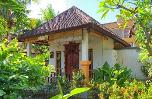 Amed House | 150 m² Bungalow ∙ 2 bedrooms ∙ 127 guests