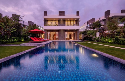 Keramas Villa | 1500 m² Villa ∙ 5 bedrooms ∙ 10 guests