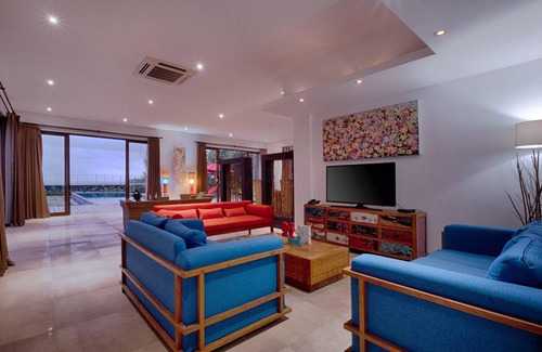 Keramas Villa | 1500 m² Villa ∙ 5 bedrooms ∙ 10 guests