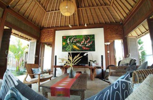 Selat Villa | 205 m² Villa ∙ 2 bedrooms ∙ 5 guests