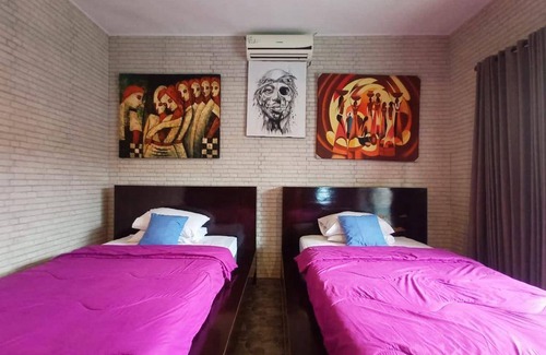 Legian City-Centre Villa | 220 m² Villa ∙ 3 bedrooms ∙ 6 guests
