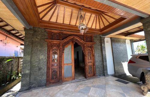 Pekutatan House | 300 m² House ∙ 4 bedrooms ∙ 8 guests