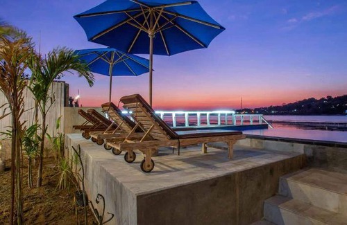 Ceningan Island Villa | 300 m² Villa ∙ 4 bedrooms ∙ 10 guests