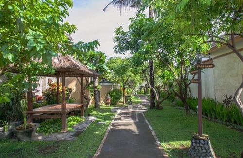 Central Seminyak Villa | 3BR Desamuda Private Pool Villa AT