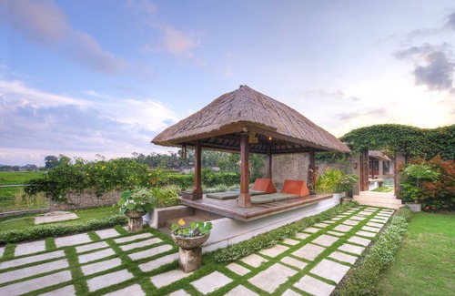 Kemenuh Villa | 3BR Villa, 7Min Drive To Ubud Monkey Forest! - W/Private Swimming Pool!