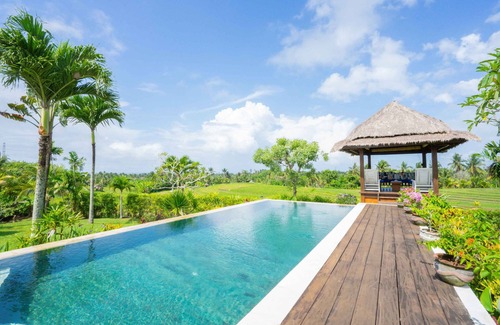 Selemadeg Villa | Amids Nature! 3BR Family Villa in Tabanan