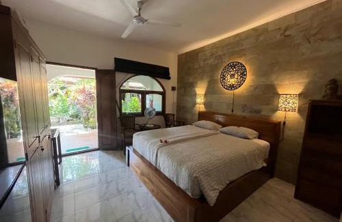 Candi Dasa Apartment | Catra homestay beach apartments