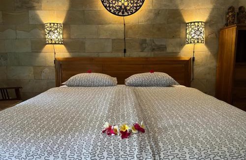 Candi Dasa Apartment | Catra homestay beach apartments