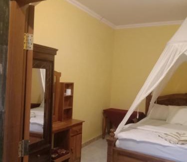 Sidemen Bed & Breakfast | Khailash Warung and Home Stay