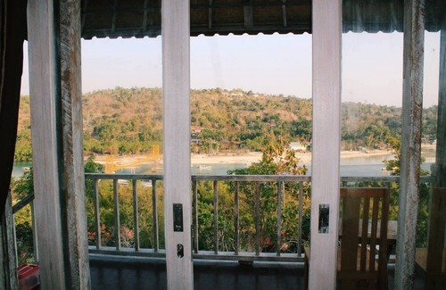 Mushroom Bay House | Lanussa hill villa lembongan
