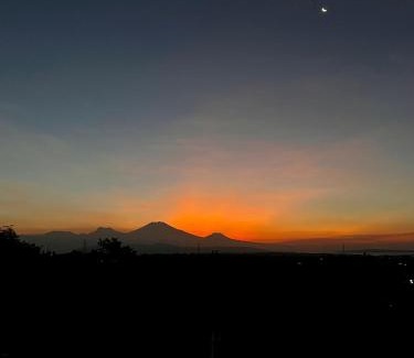 Pejarakan Hotel | Menjangan Hill