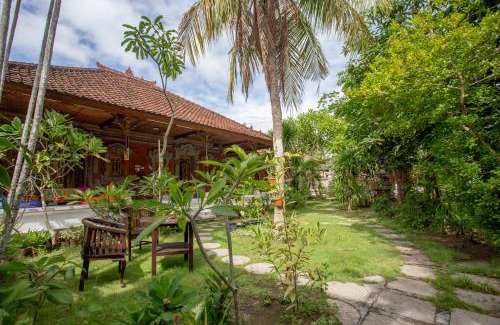 Sampalan Hostel | Nushe Hostel & Room