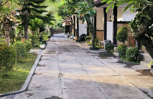 Banjartegehe Hotel | Puri Raka Villa