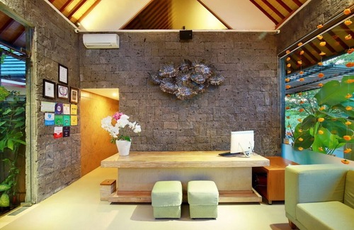 Dewi Sri Villa | Romantic 2BR Villa + Jacuzzi In Legian - W/Private Swimming Pool!