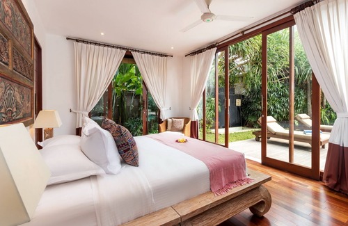 Batubelig Villa | Rubina, Luxury 4 Bedroom Villa, Central Seminyak