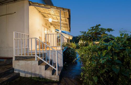 Penebel House | Santya Loka Lodge & Twin Waterfall