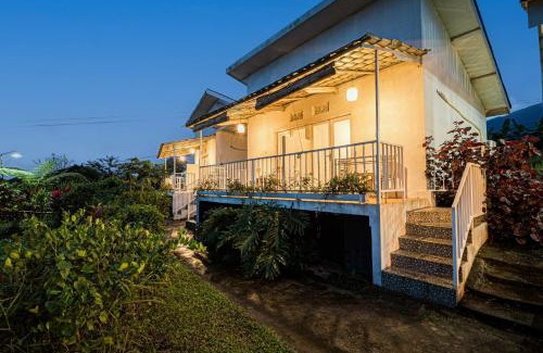 Penebel House | Santya Loka Lodge & Twin Waterfall